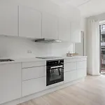 Exclusive Apartment In Copenhagen V With Balcony
